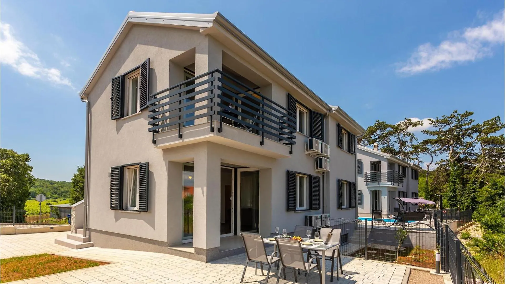 2 Bedroom Beautiful Apartment In Vrbnik